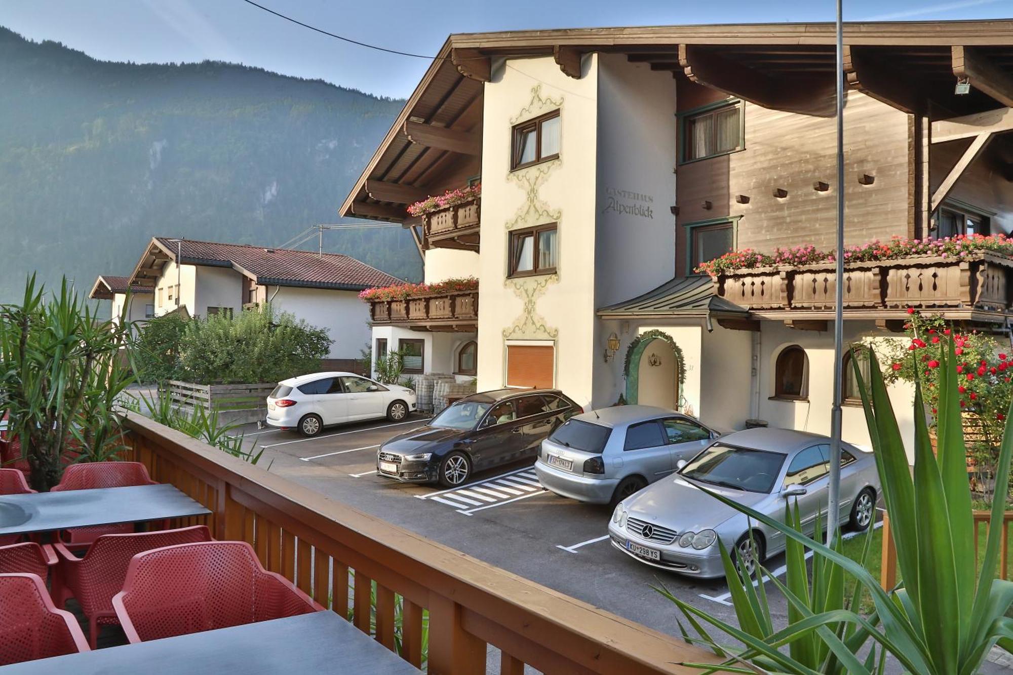 Gasthof Pension Alpenblick Radfeld Kültér fotó